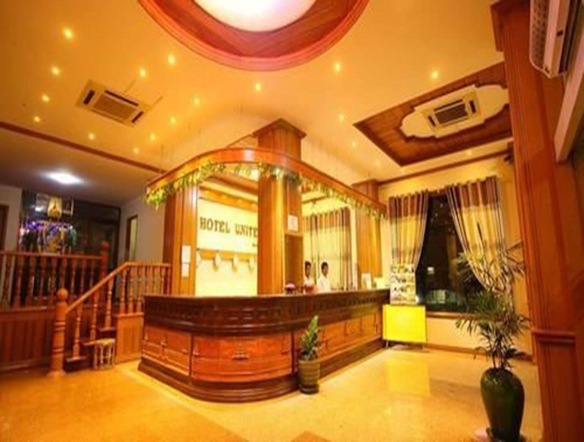 Hotel United Mandalay Ngoại thất bức ảnh