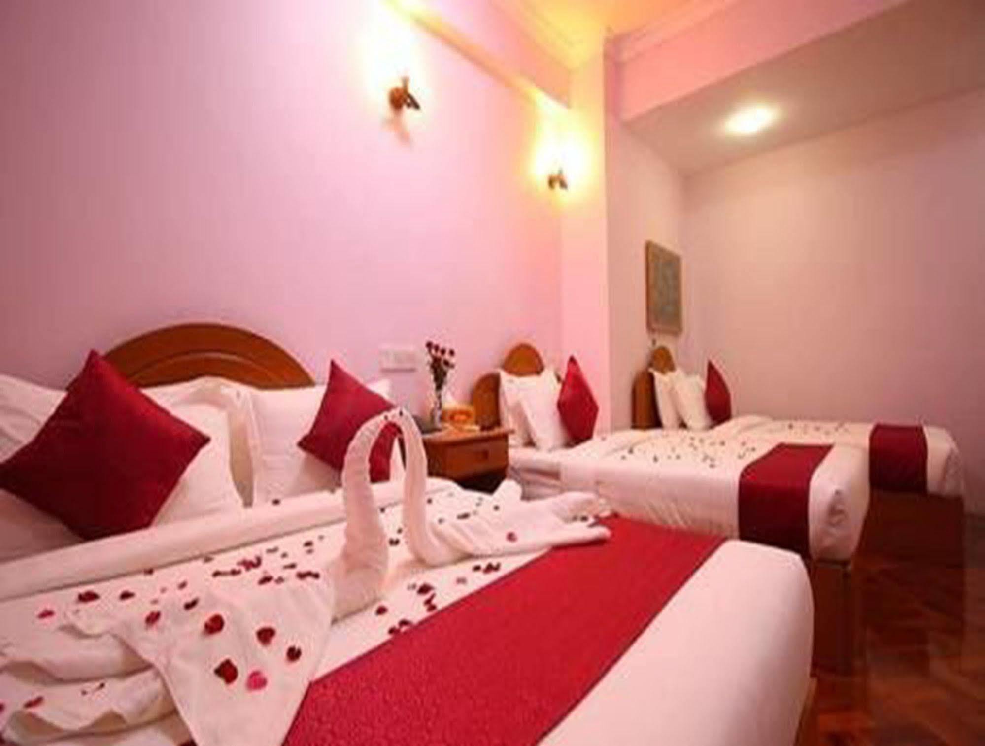 Hotel United Mandalay Ngoại thất bức ảnh