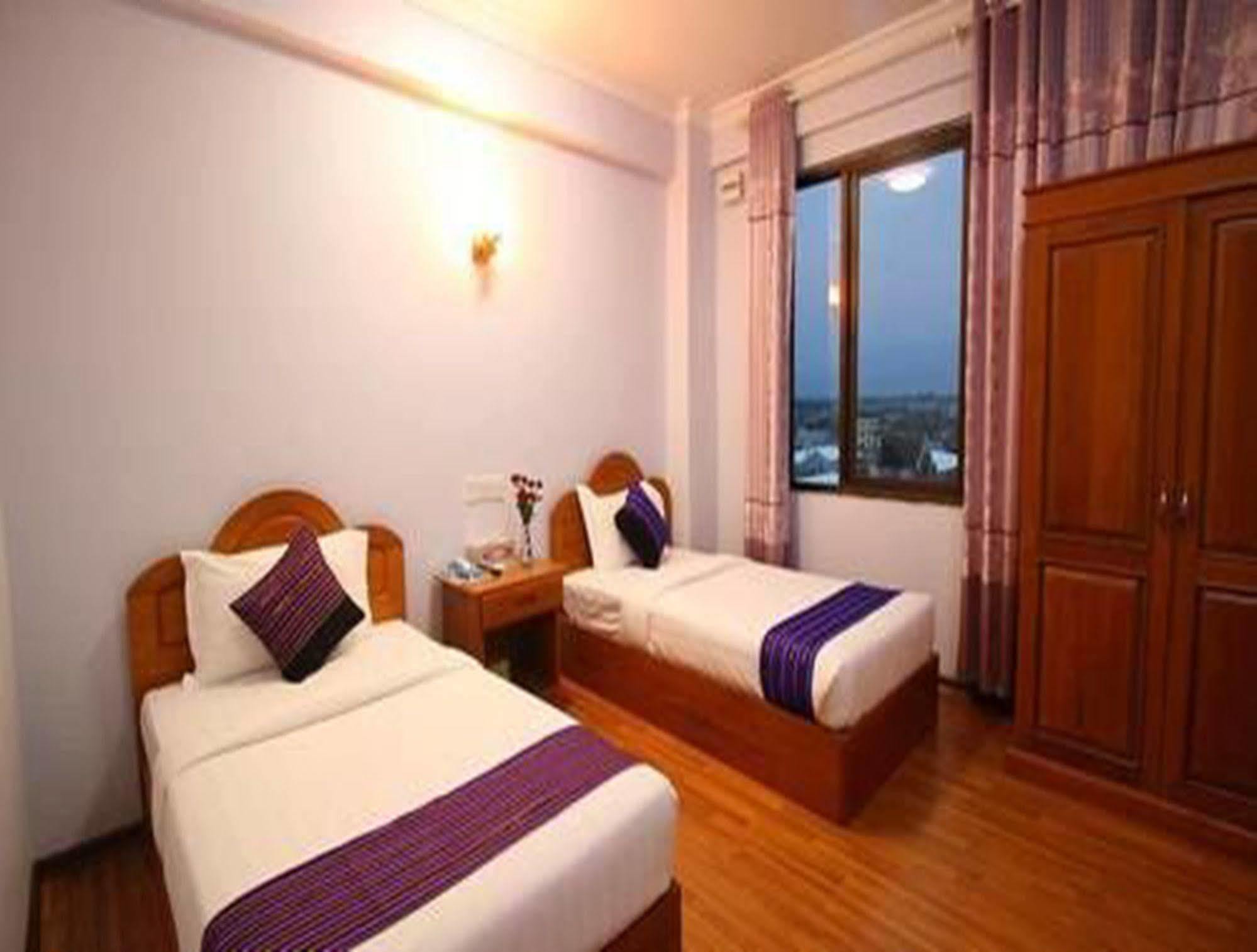 Hotel United Mandalay Ngoại thất bức ảnh